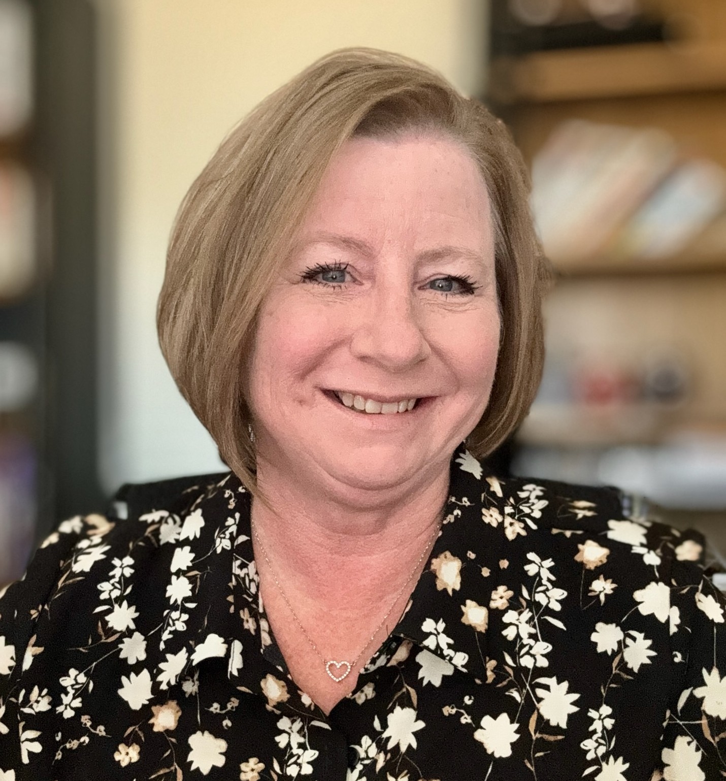 Marne Abshire, RON/LSA/Mobile Notary Public